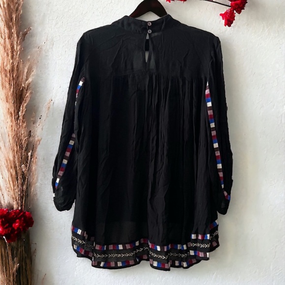 Anthropologie Chloe Oliver Marrakesh 
BLACK EMBROIDERED BEADED SWING BLOUSE NWOT - Picture 14 of 14